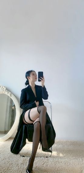 丰满女邻居的嫩苞张开视频_剧情片影视在线观看