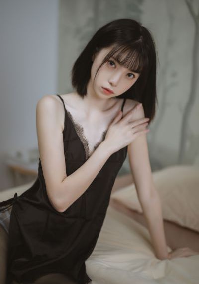 欧美打屁股网站_BD韩语迅雷电影在线