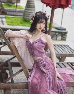 一个夏夜完整版电影免费观看_JVID性感写真
